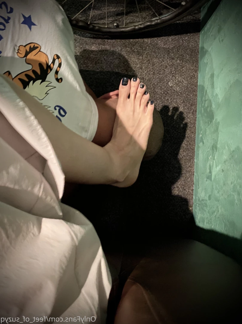 Lady Suzy-Q [ feet_of_suzyq ] Onlyfans leaked photo 14827228 on Hotleaks.tv