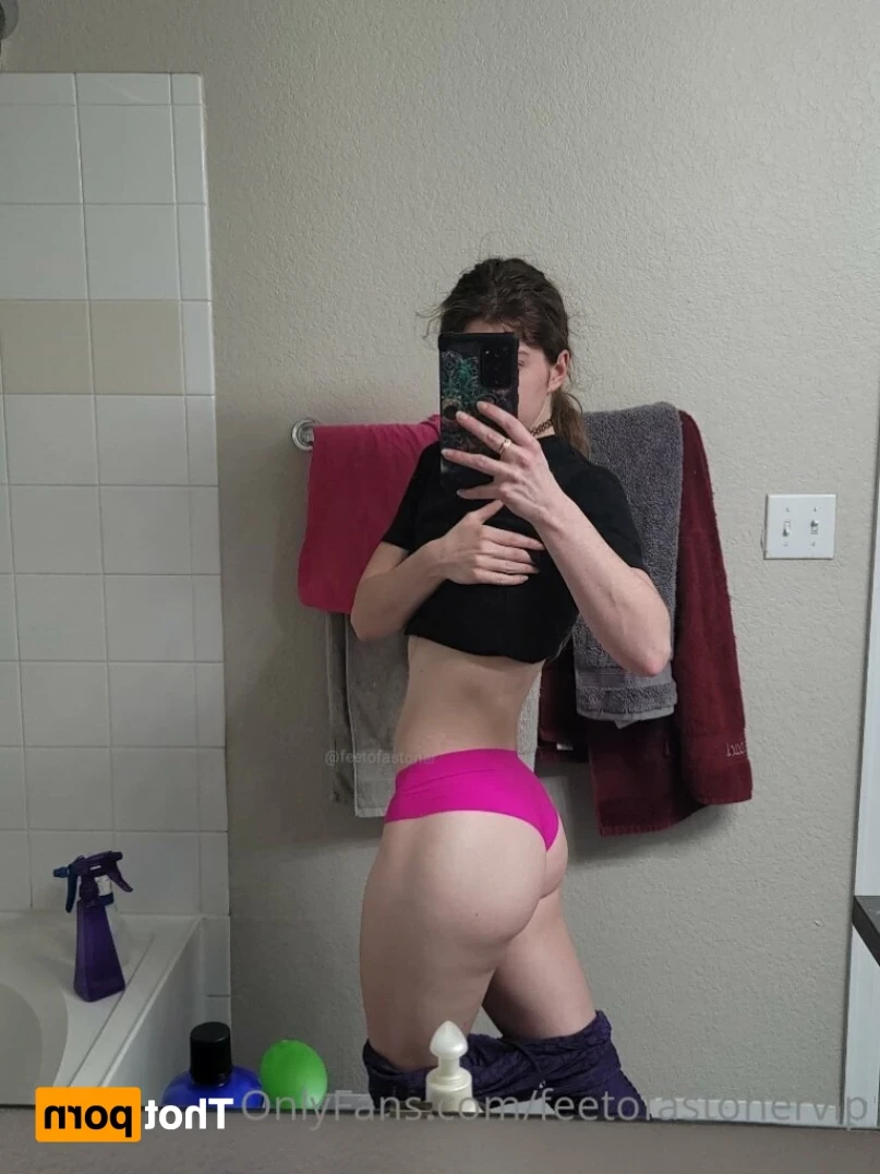 Goddess S VIP [ feetofastonervip ] Onlyfans leaked photo 13951326 on Hotleaks.tv