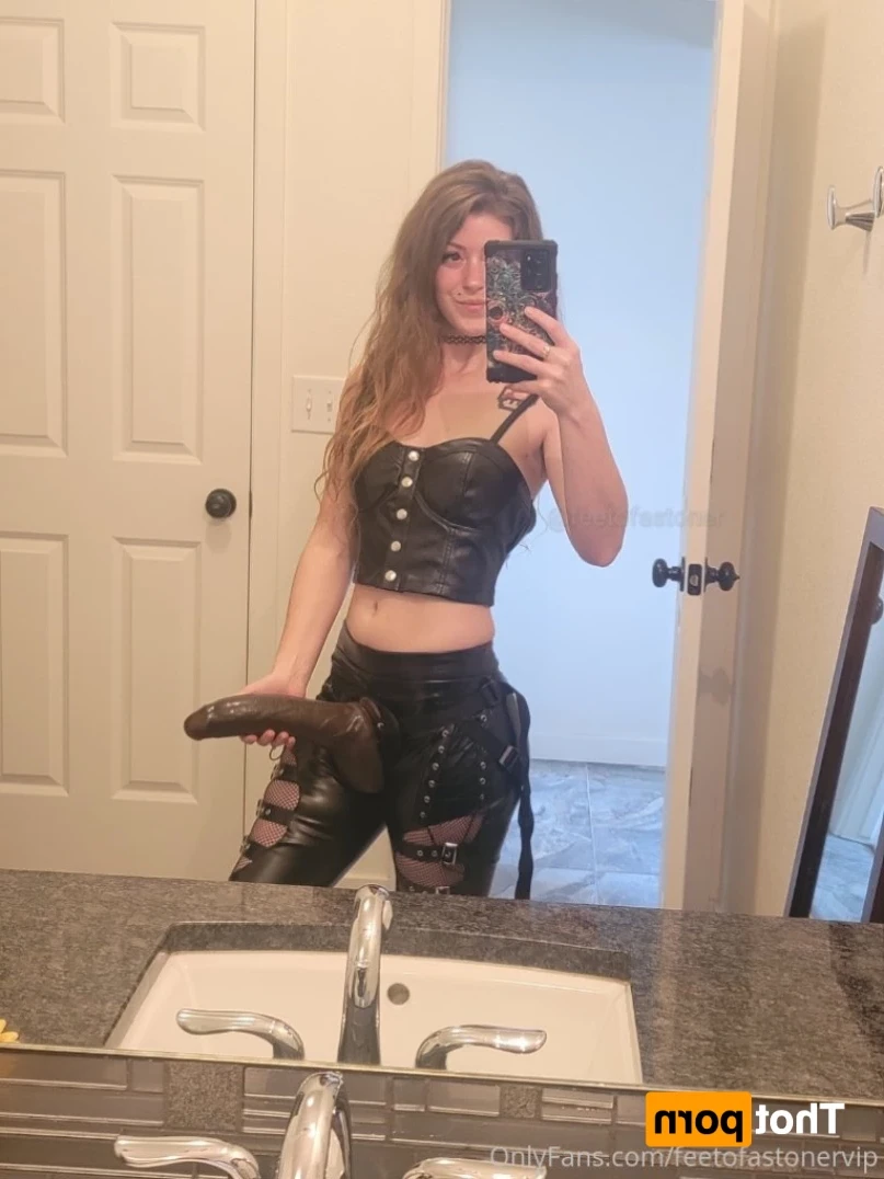 Goddess S VIP [ feetofastonervip ] Onlyfans leaked photo 14126657 on Hotleaks.tv