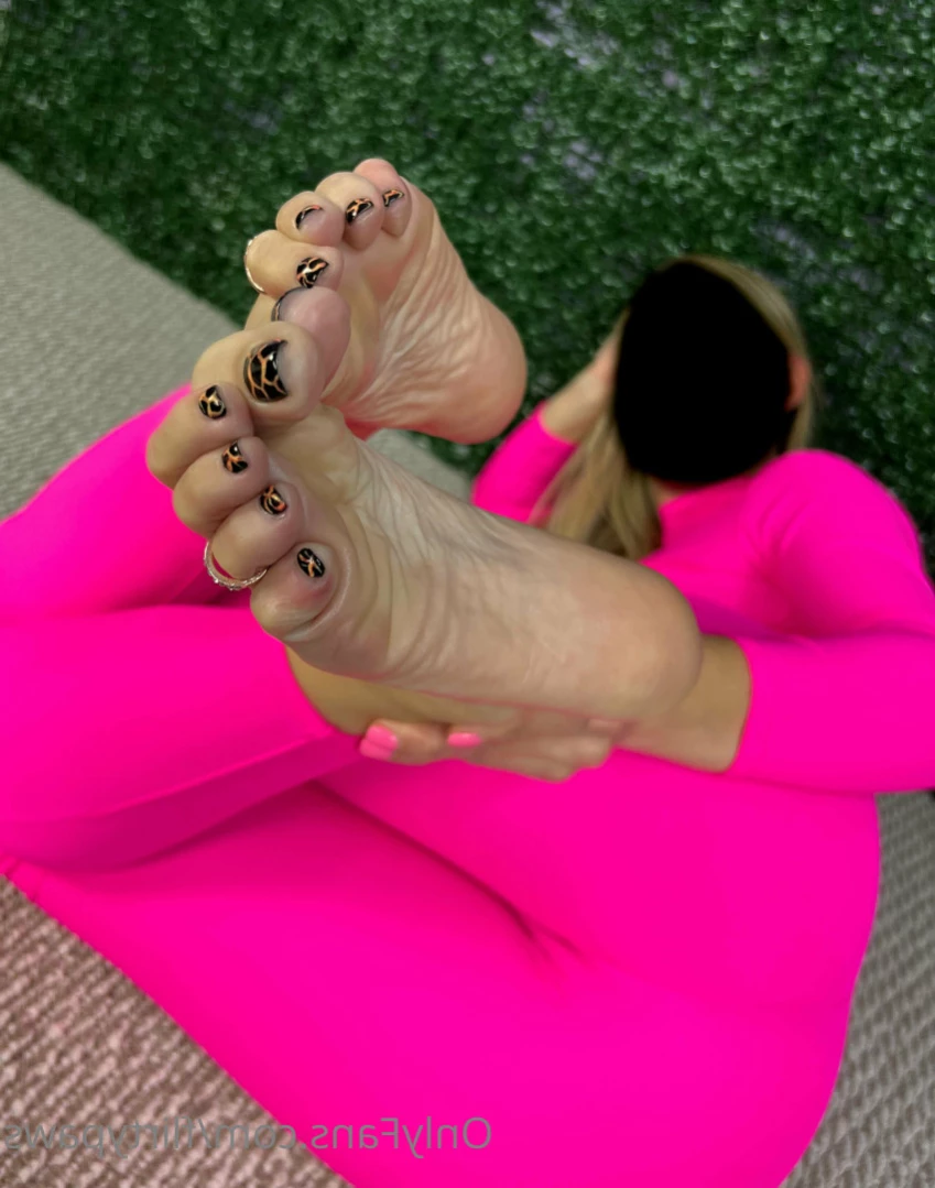Flirty Paws [ flirtypaws ] Onlyfans leaked photo 11122411 on Hotleaks.tv