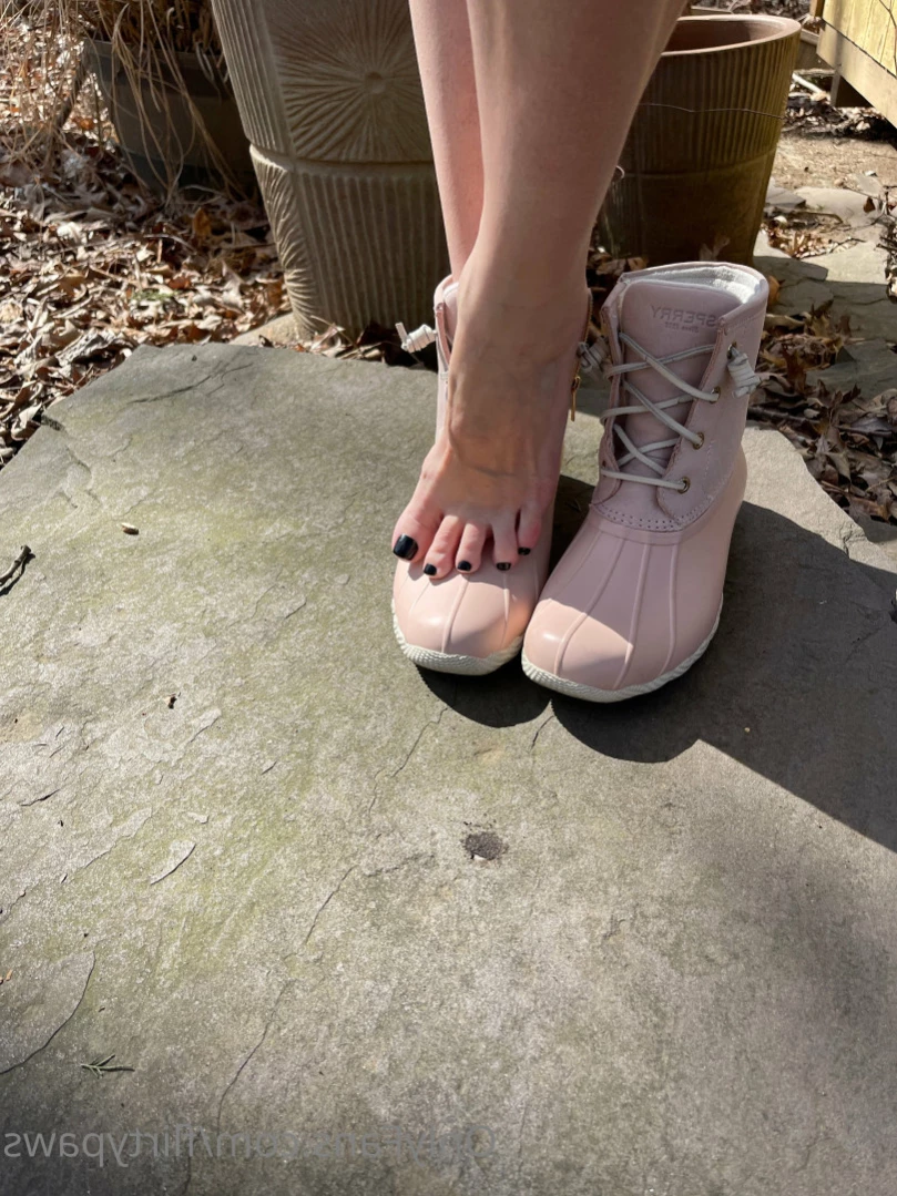 Flirty Paws [ flirtypaws ] Onlyfans leaked photo 11123486 on Hotleaks.tv