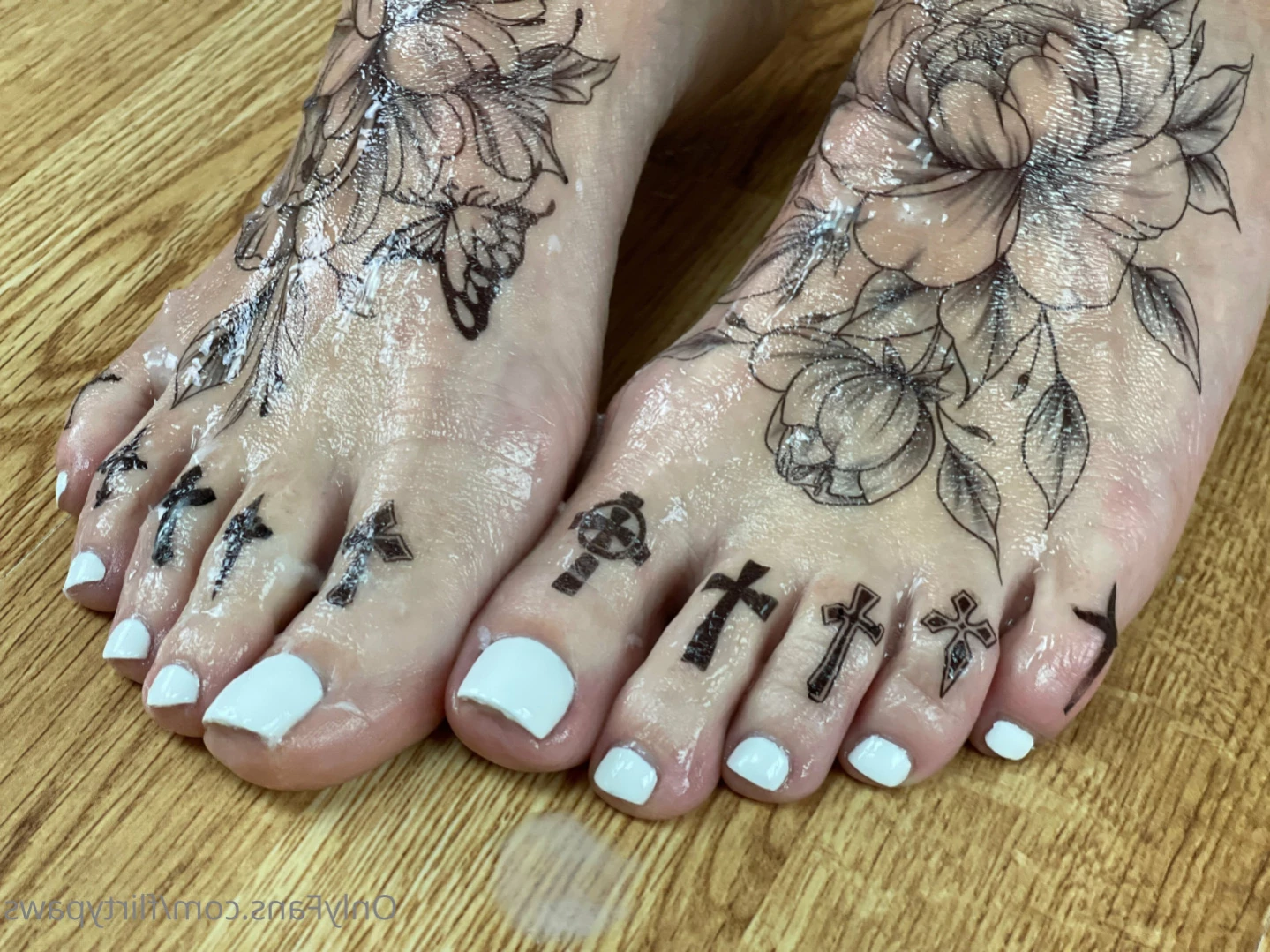 Flirty Paws [ flirtypaws ] Onlyfans leaked photo 11471610 on Hotleaks.tv