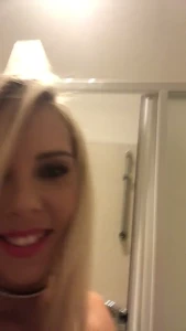 Florane Russell [ floranerussell ] Onlyfans leaked video 8265407 on Hotleaks.tv