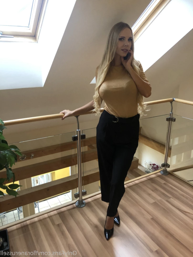 Florane Russell [ floranerussell ] Onlyfans leaked photo 13264408 on Hotleaks.tv