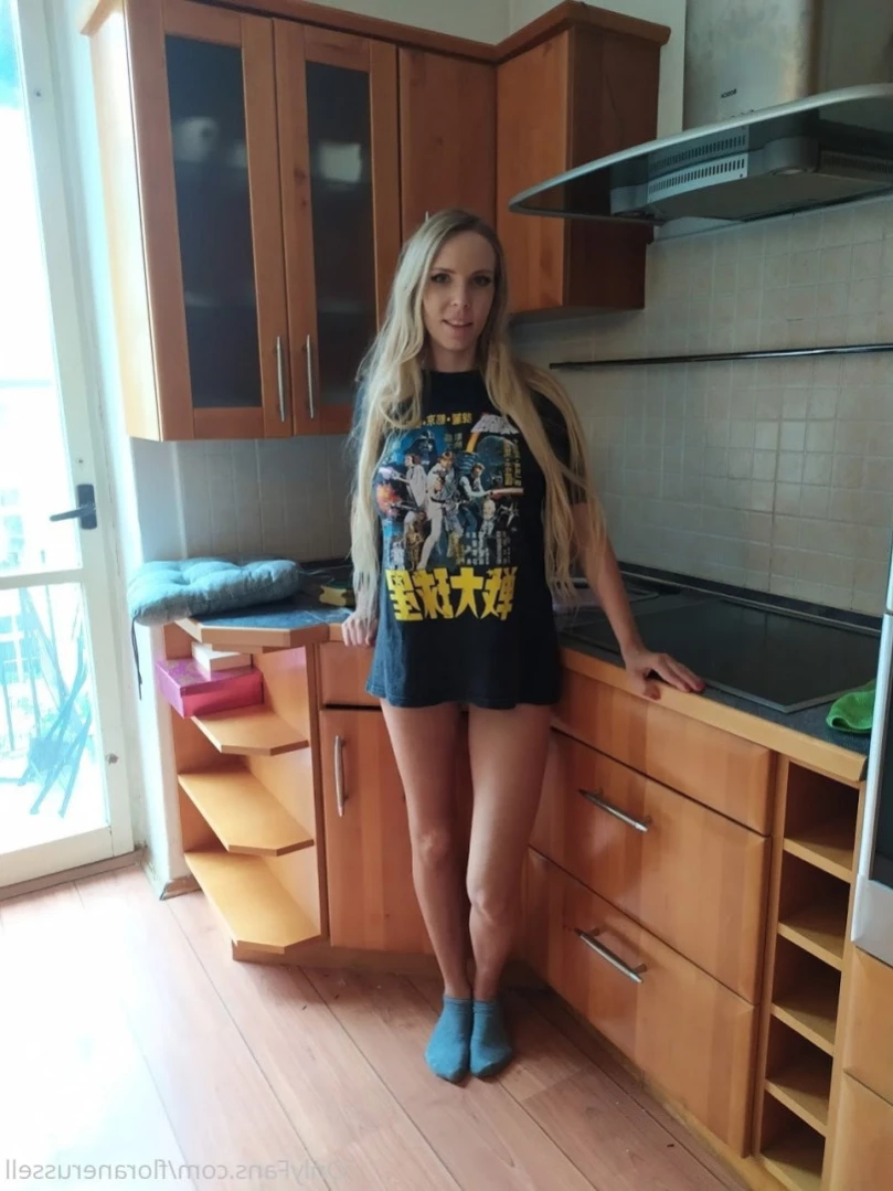 Florane Russell [ floranerussell ] Onlyfans leaked photo 14590948 on Hotleaks.tv