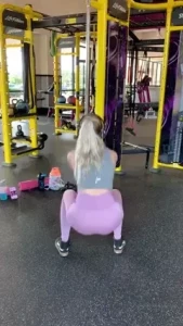 8263690