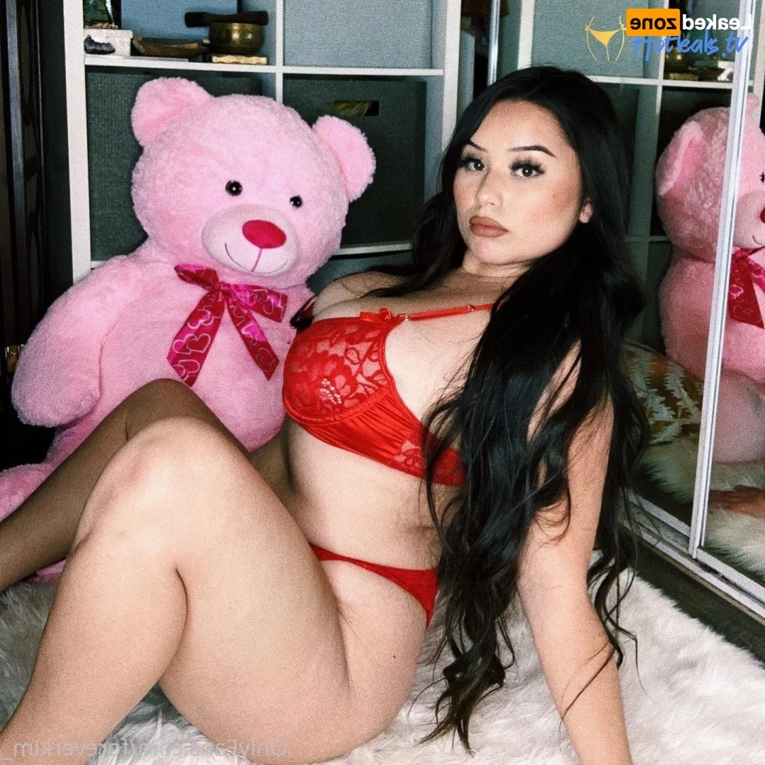 BDAY MONTH 🥳🎁🎂 [ foreverkim_ ] Onlyfans leaked photo 16486130 on Hotleaks.tv