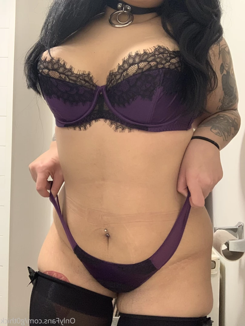 G0thschlampe KINK/FETISH FRIENDLY $3 [ g0thschlampe ] Onlyfans leaked photo 12246446 on Hotleaks.tv