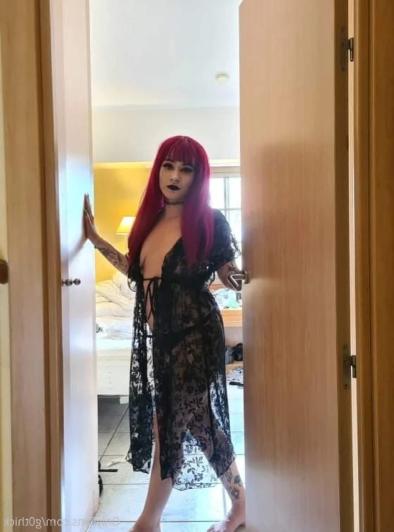 G0thschlampe KINK/FETISH FRIENDLY $3 [ g0thschlampe ] Onlyfans leaked photo 12683644 on Hotleaks.tv