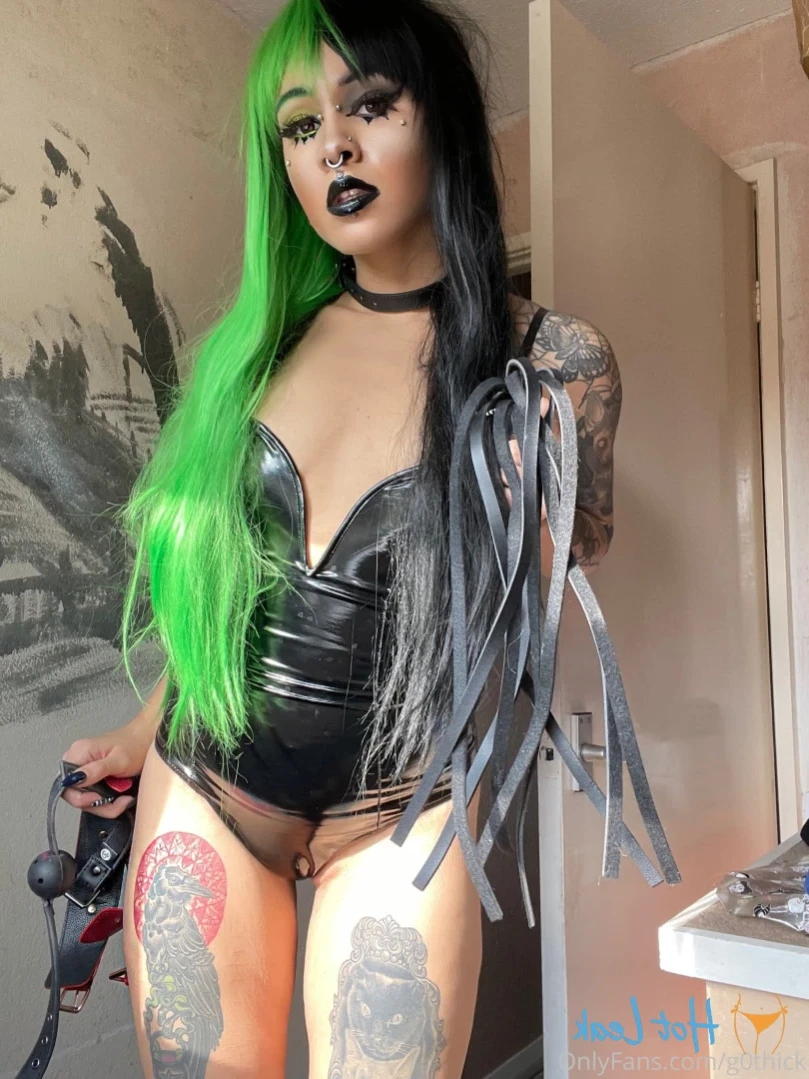 G0thschlampe KINK/FETISH FRIENDLY $3 [ g0thschlampe ] Onlyfans leaked photo 12695546 on Hotleaks.tv