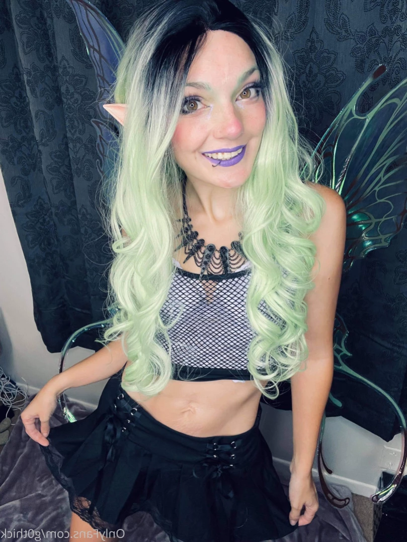 G0thschlampe KINK/FETISH FRIENDLY $3 [ g0thschlampe ] Onlyfans leaked photo 13780174 on Hotleaks.tv