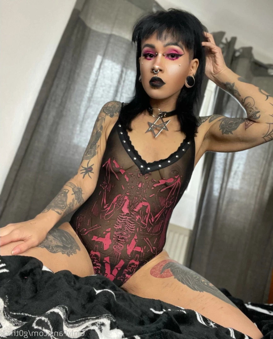 G0thschlampe KINK/FETISH FRIENDLY $3 [ g0thschlampe ] Onlyfans leaked photo 13803502 on Hotleaks.tv