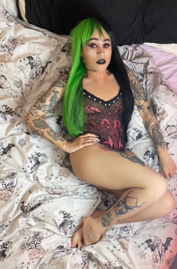 G0thschlampe KINK/FETISH FRIENDLY $3 [ g0thschlampe ] Onlyfans leaked photo 14537517 on Hotleaks.tv