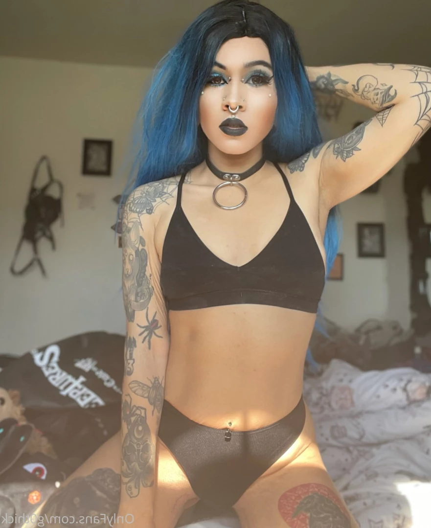 G0thschlampe KINK/FETISH FRIENDLY $3 [ g0thschlampe ] Onlyfans leaked photo 14584603 on Hotleaks.tv