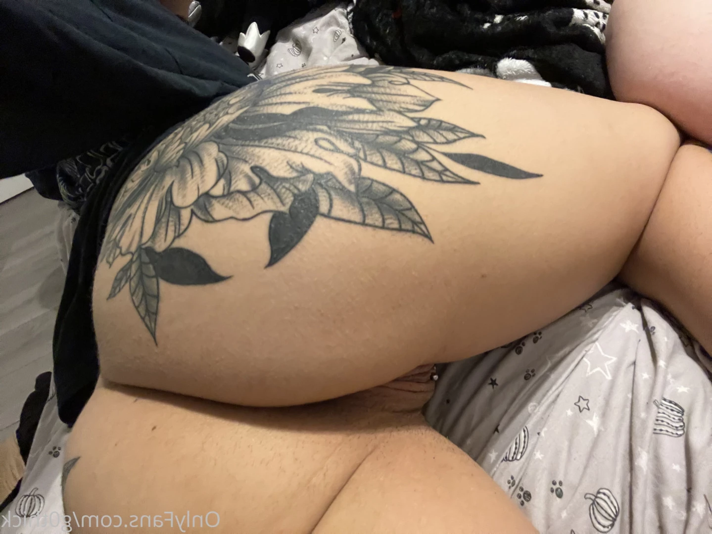 G0thschlampe KINK/FETISH FRIENDLY $3 [ g0thschlampe ] Onlyfans leaked photo 14619431 on Hotleaks.tv