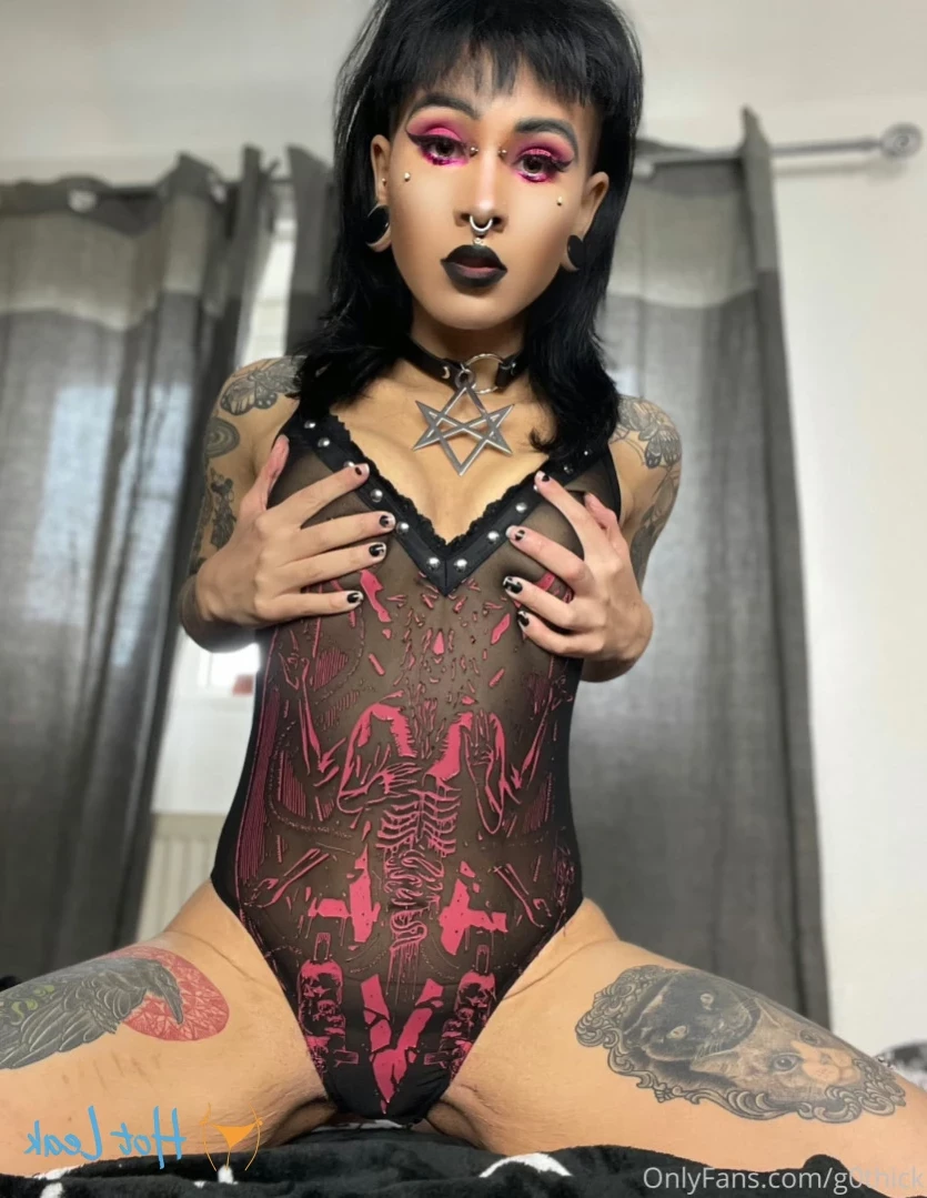 G0thschlampe KINK/FETISH FRIENDLY $3 [ g0thschlampe ] Onlyfans leaked photo 14708246 on Hotleaks.tv