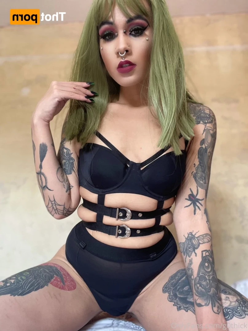 G0thschlampe KINK/FETISH FRIENDLY $3 [ g0thschlampe ] Onlyfans leaked photo 14709756 on Hotleaks.tv