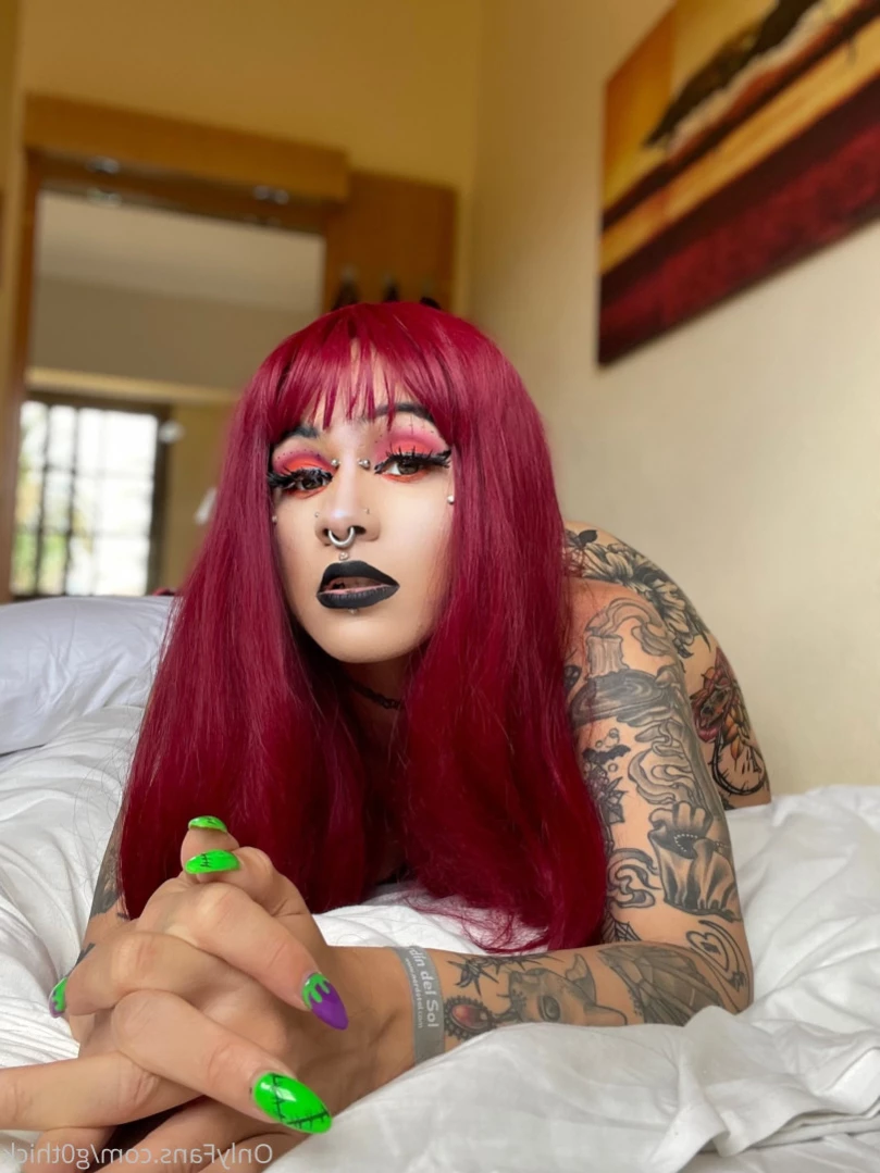 G0thschlampe KINK/FETISH FRIENDLY $3 [ g0thschlampe ] Onlyfans leaked photo 14755548 on Hotleaks.tv