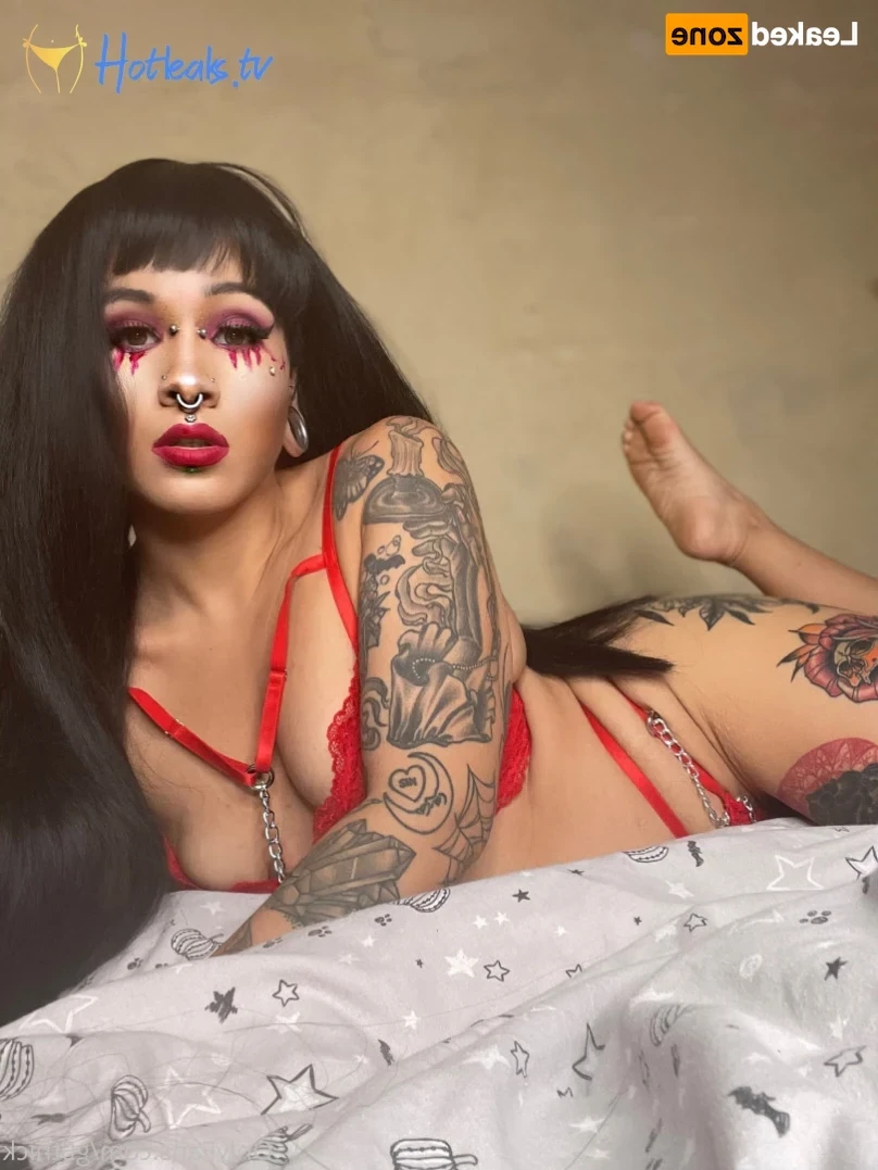 G0thschlampe KINK/FETISH FRIENDLY $3 [ g0thschlampe ] Onlyfans leaked photo 14870370 on Hotleaks.tv