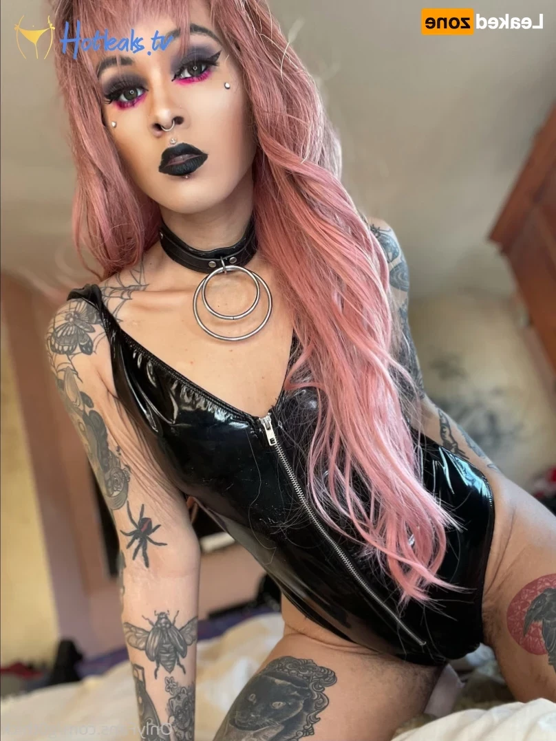 G0thschlampe KINK/FETISH FRIENDLY $3 [ g0thschlampe ] Onlyfans leaked photo 14879840 on Hotleaks.tv