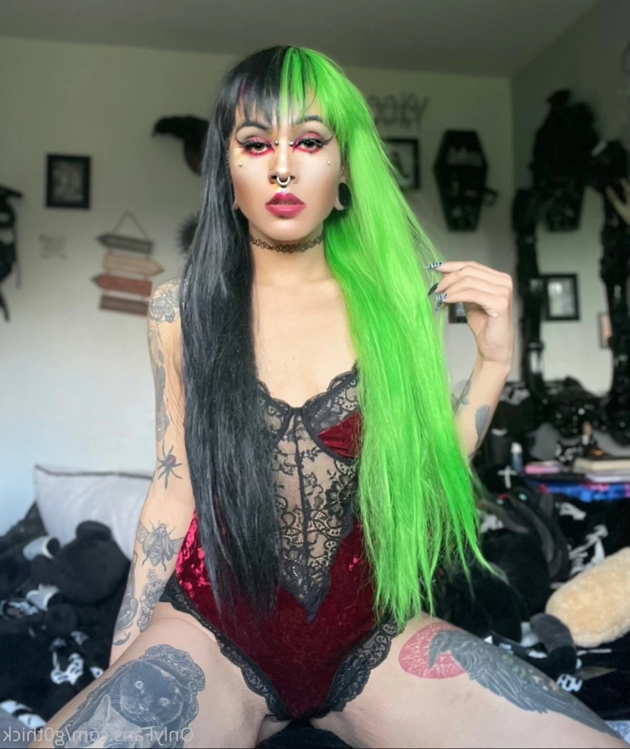 G0thschlampe KINK/FETISH FRIENDLY $3 [ g0thschlampe ] Onlyfans leaked photo 14919765 on Hotleaks.tv