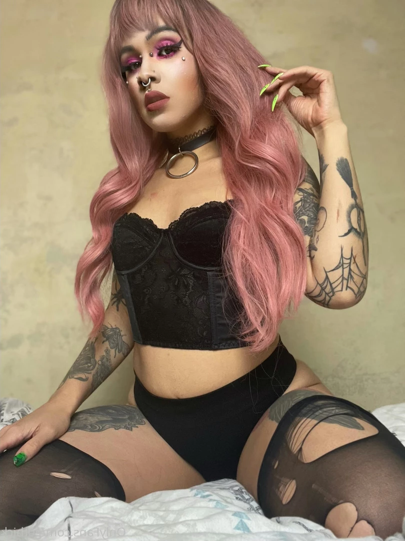 G0thschlampe KINK/FETISH FRIENDLY $3 [ g0thschlampe ] Onlyfans leaked photo 14937338 on Hotleaks.tv
