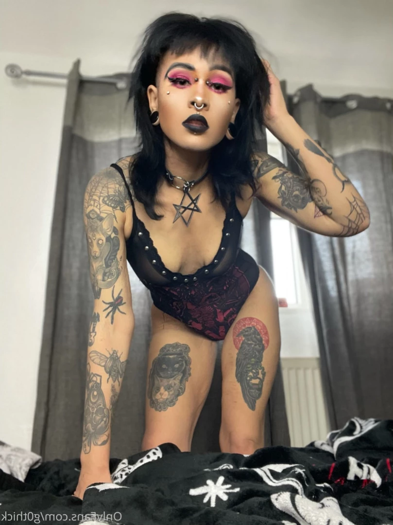 G0thschlampe KINK/FETISH FRIENDLY $3 [ g0thschlampe ] Onlyfans leaked photo 15900153 on Hotleaks.tv
