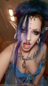16513772