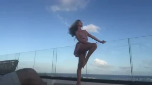 Gina Gerson [ gina_gerson ] Onlyfans leaked video 10529674 on Hotleaks.tv