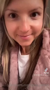 Gina Gerson [ gina_gerson ] Onlyfans leaked video 10530145 on Hotleaks.tv