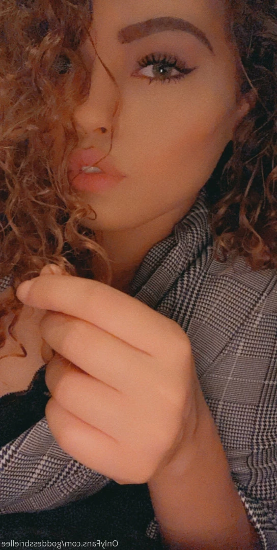Goddess Brielle🖤👑 [ goddessbriellee ] Onlyfans leaked photo 9260126 on Hotleaks.tv