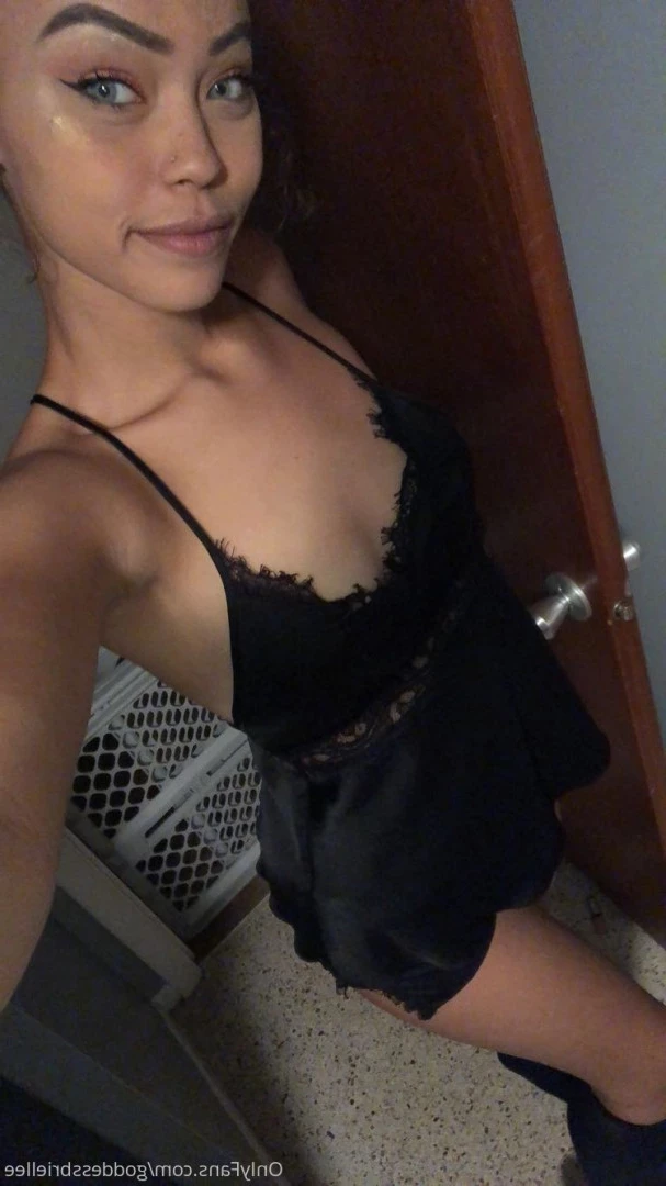 Goddess Brielle🖤👑 [ goddessbriellee ] Onlyfans leaked photo 9260336 on Hotleaks.tv