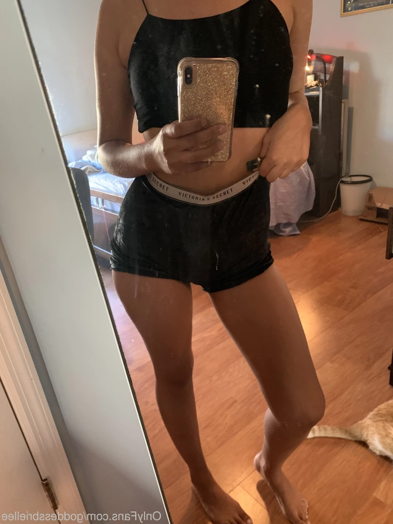 Goddess Brielle🖤👑 [ goddessbriellee ] Onlyfans leaked photo 9261459 on Hotleaks.tv