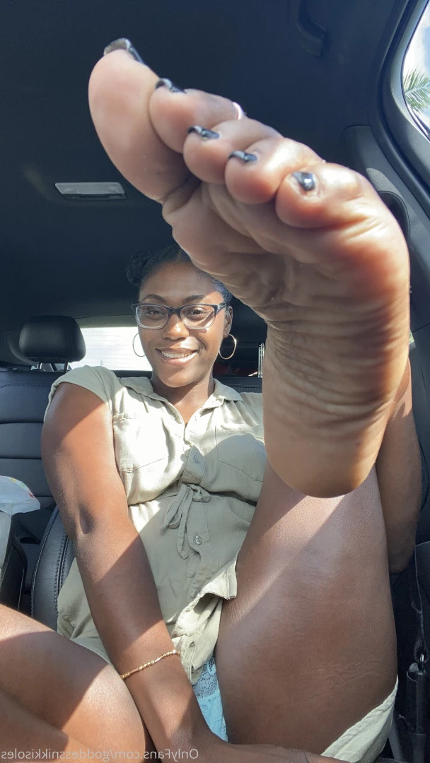 Goddess Nikki [ goddessnikkisoles ] Onlyfans leaked photo 7882749 on Hotleaks.tv
