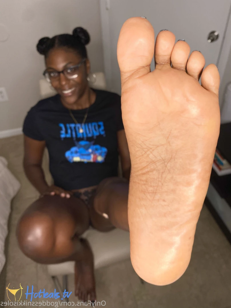 Goddess Nikki [ goddessnikkisoles ] Onlyfans leaked photo 7885455 on Hotleaks.tv