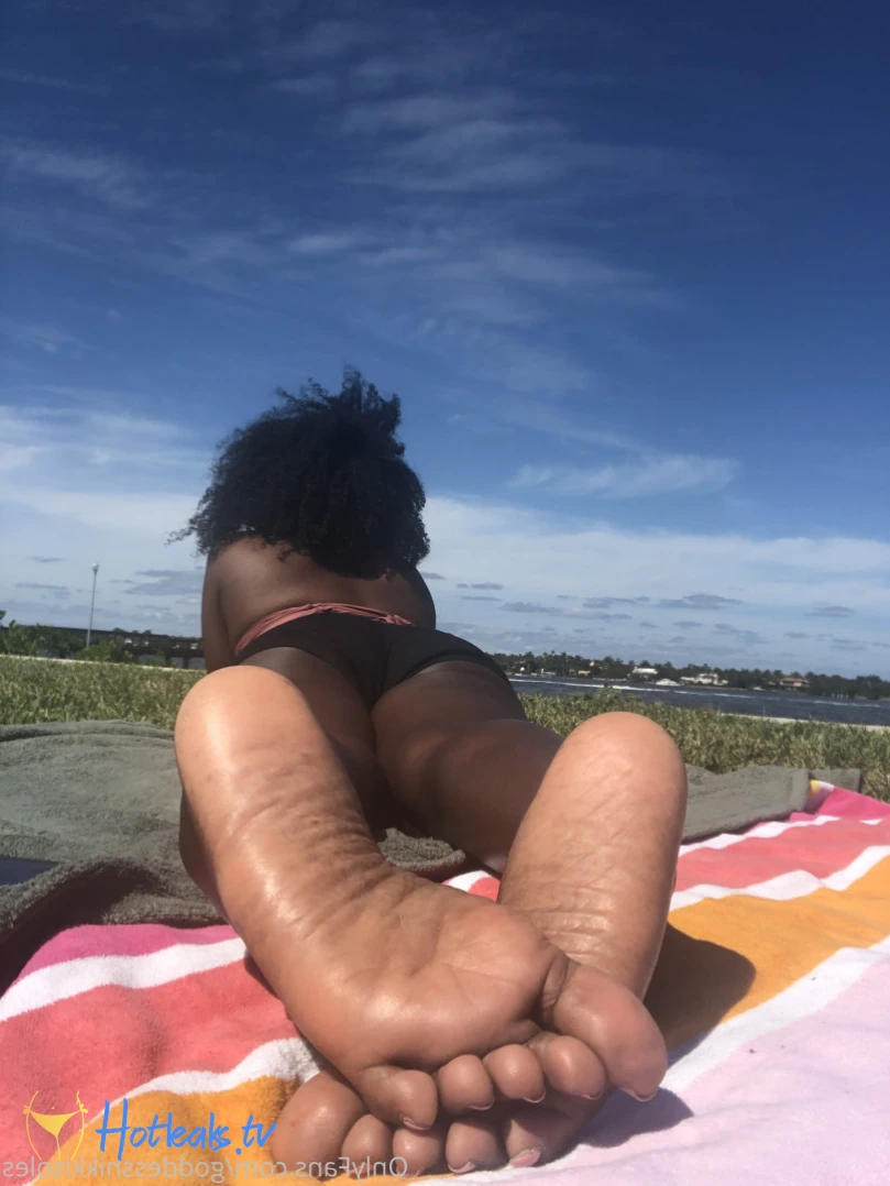 Goddess Nikki [ goddessnikkisoles ] Onlyfans leaked photo 7888332 on Hotleaks.tv