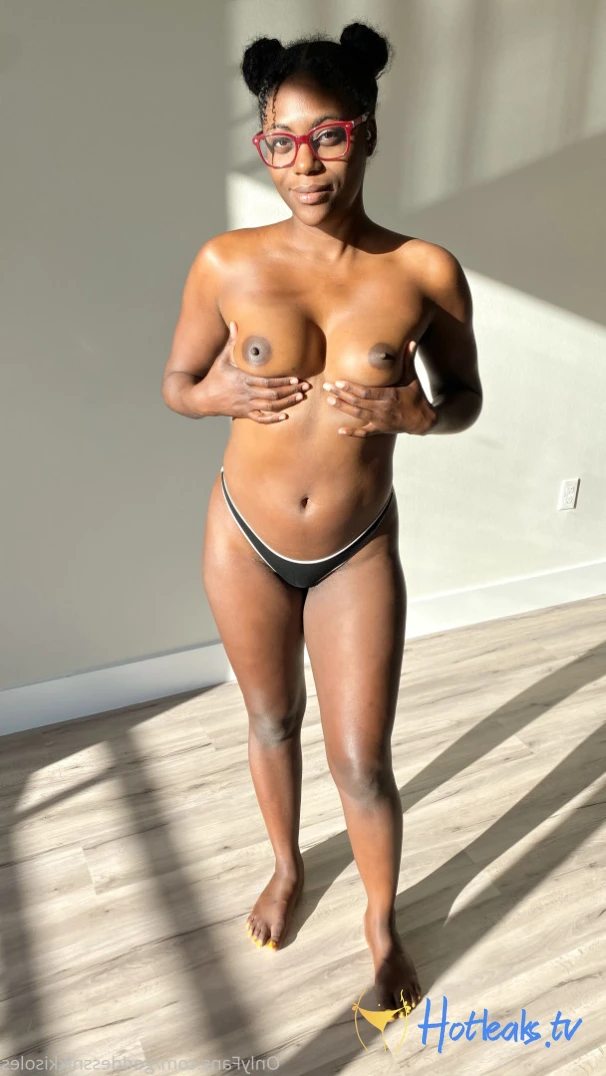 Goddess Nikki [ goddessnikkisoles ] Onlyfans leaked photo 7889113 on Hotleaks.tv