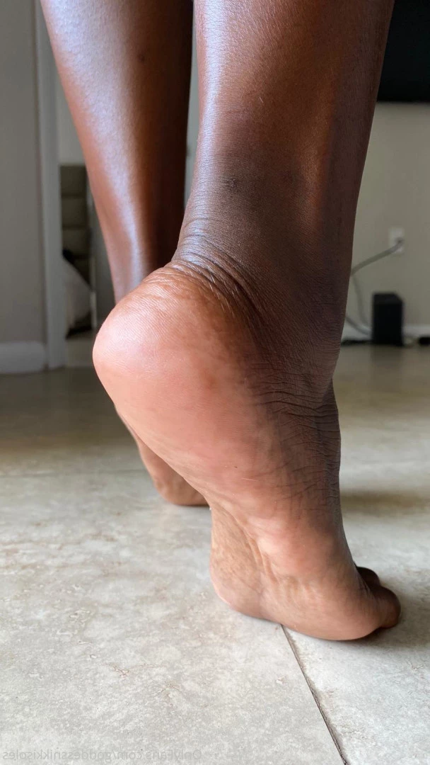Goddess Nikki [ goddessnikkisoles ] Onlyfans leaked photo 7897326 on Hotleaks.tv