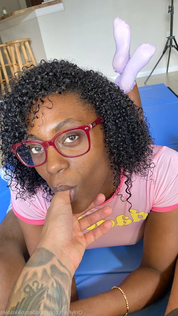 Goddess Nikki [ goddessnikkisoles ] Onlyfans leaked photo 7897733 on Hotleaks.tv