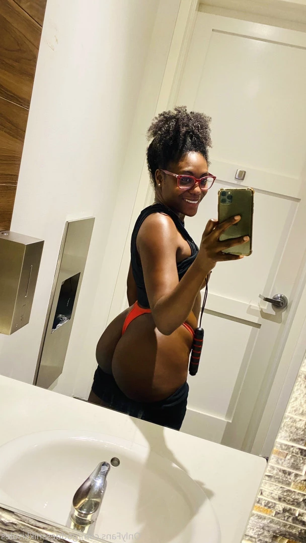 Goddess Nikki [ goddessnikkisoles ] Onlyfans leaked photo 7904072 on Hotleaks.tv