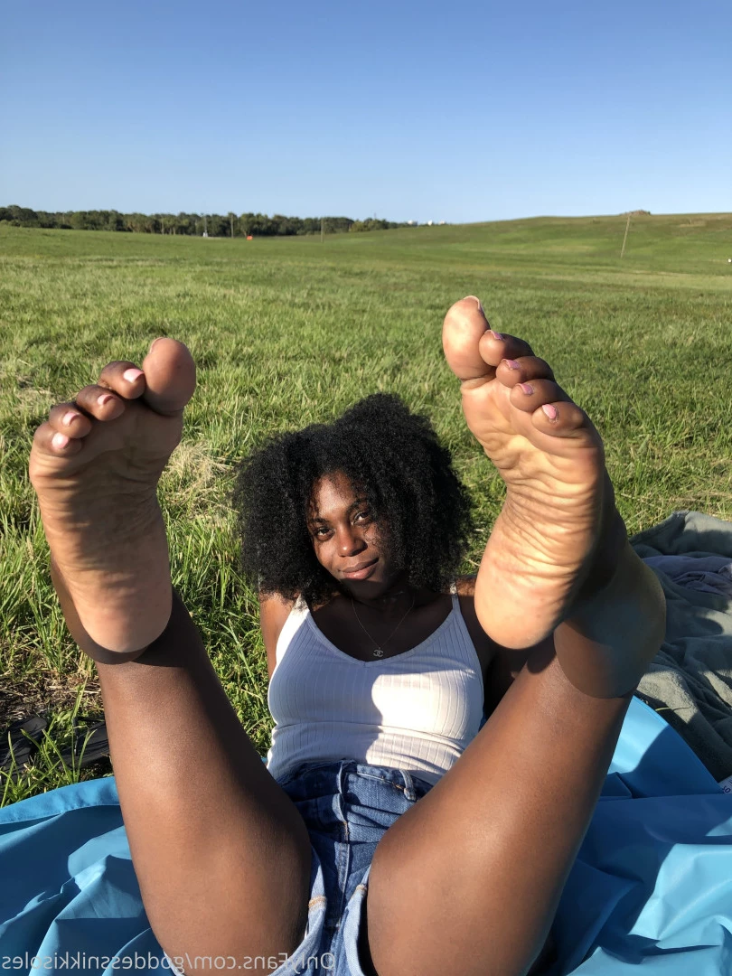 Goddess Nikki [ goddessnikkisoles ] Onlyfans leaked photo 7905159 on Hotleaks.tv
