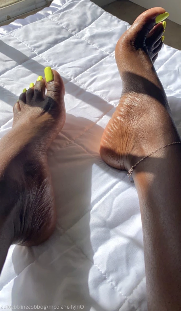 Goddess Nikki [ goddessnikkisoles ] Onlyfans leaked photo 7906061 on Hotleaks.tv