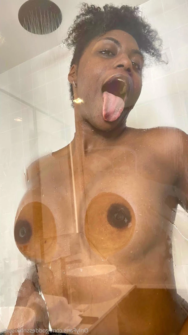 Goddess Nikki [ goddessnikkisoles ] Onlyfans leaked photo 7909334 on Hotleaks.tv