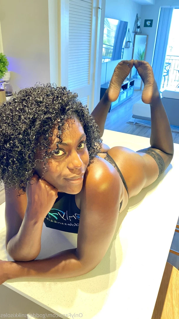 Goddess Nikki [ goddessnikkisoles ] Onlyfans leaked photo 7911699 on Hotleaks.tv