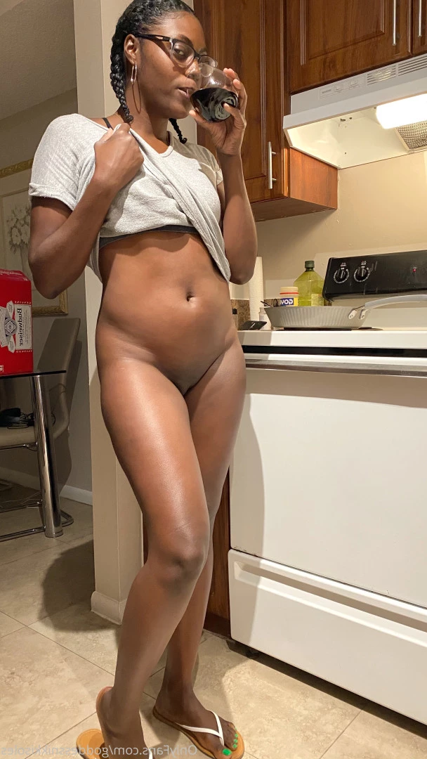 Goddess Nikki [ goddessnikkisoles ] Onlyfans leaked photo 7913196 on Hotleaks.tv
