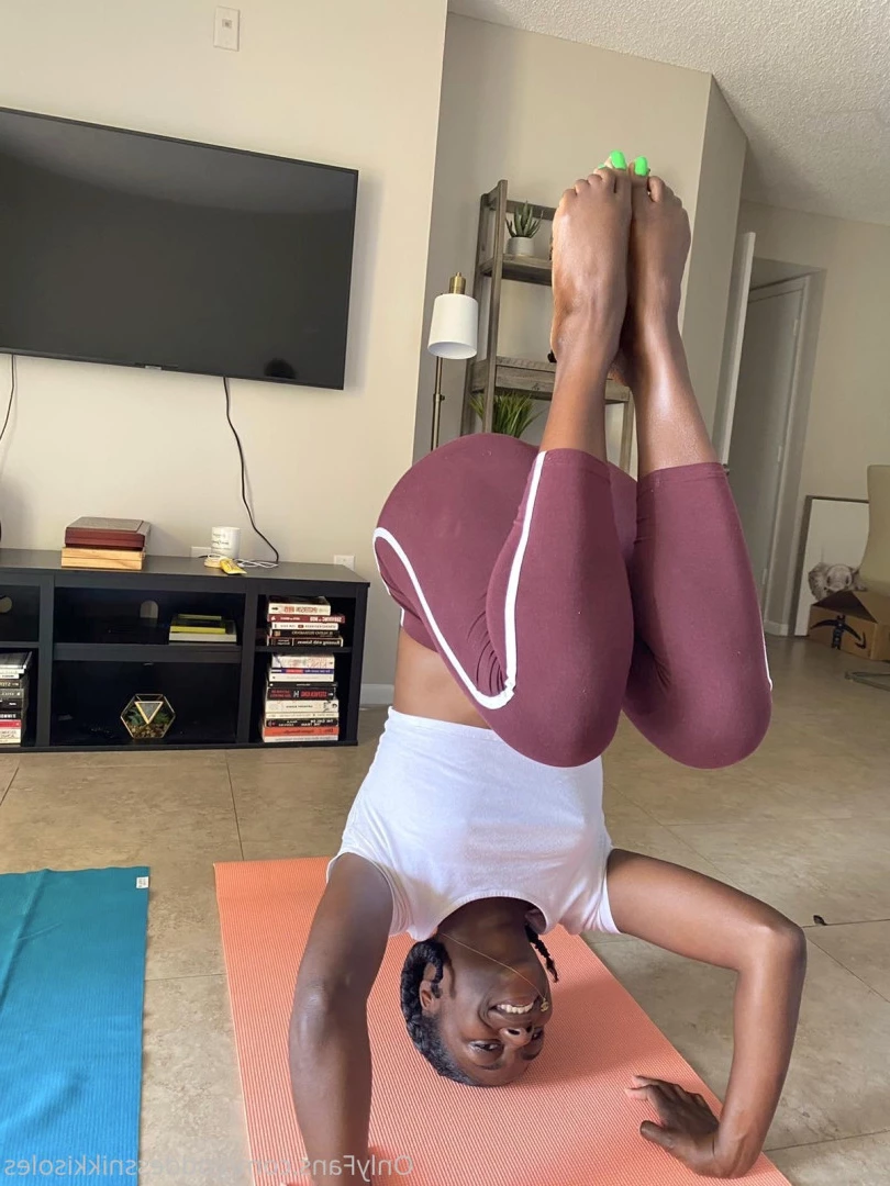 Goddess Nikki [ goddessnikkisoles ] Onlyfans leaked photo 7915177 on Hotleaks.tv