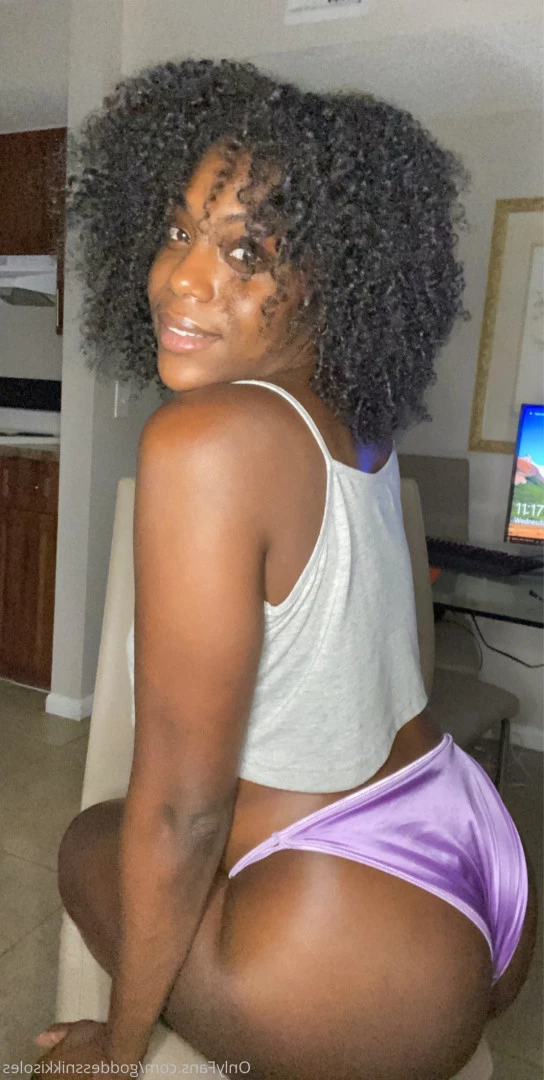 Goddess Nikki [ goddessnikkisoles ] Onlyfans leaked photo 7916949 on Hotleaks.tv