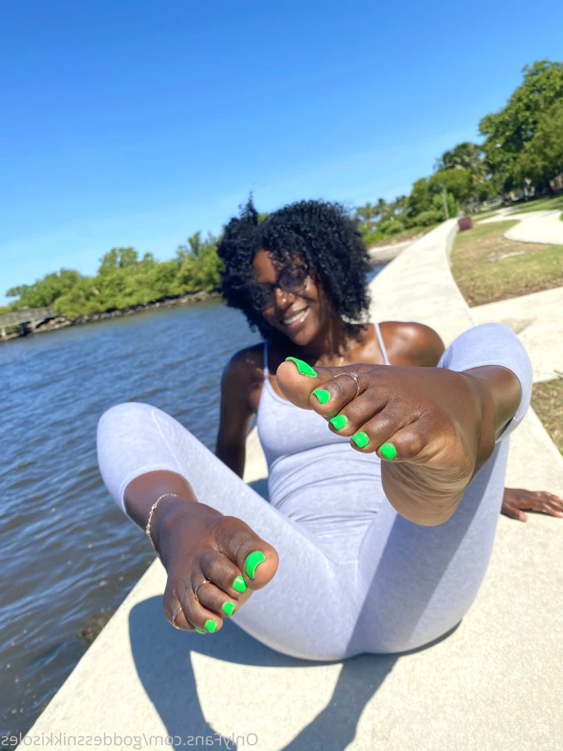 Goddess Nikki [ goddessnikkisoles ] Onlyfans leaked photo 7917035 on Hotleaks.tv