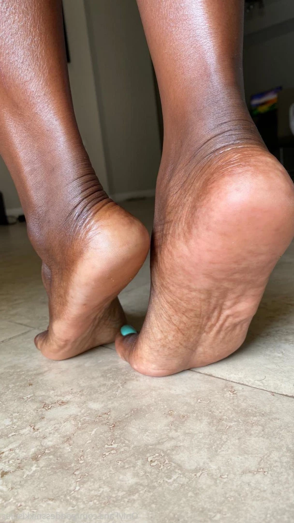 Goddess Nikki [ goddessnikkisoles ] Onlyfans leaked photo 7923133 on Hotleaks.tv
