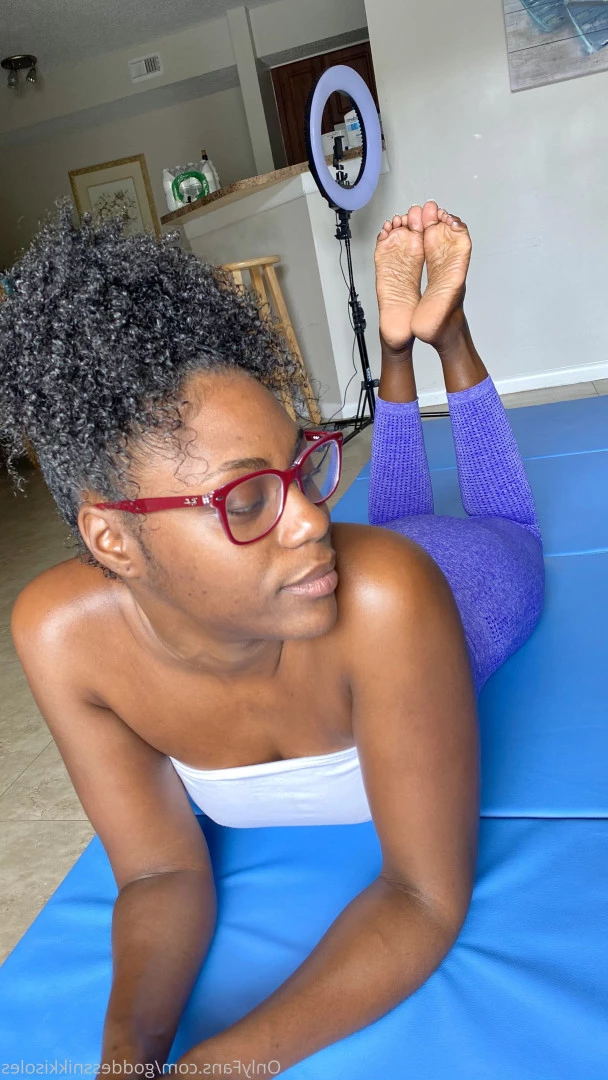 Goddess Nikki [ goddessnikkisoles ] Onlyfans leaked photo 7925907 on Hotleaks.tv